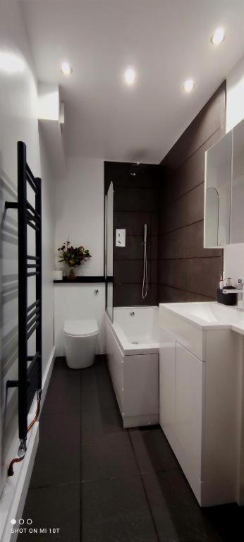 Surrey Quays Residency - Serviced Rooms ลอนดอน ภายนอก รูปภาพ